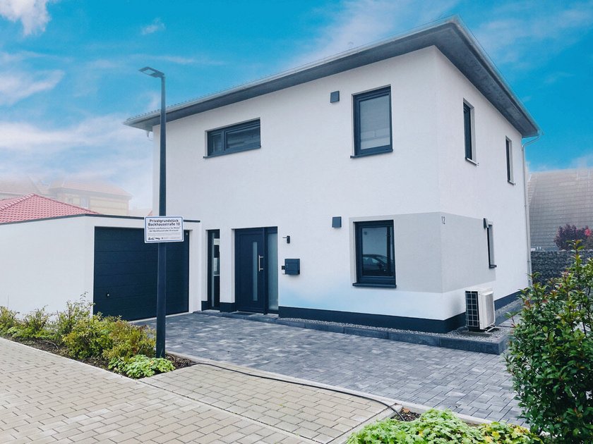 Musterhaus-Lampertheim-Hofheim-Flair-124-Strasse-1